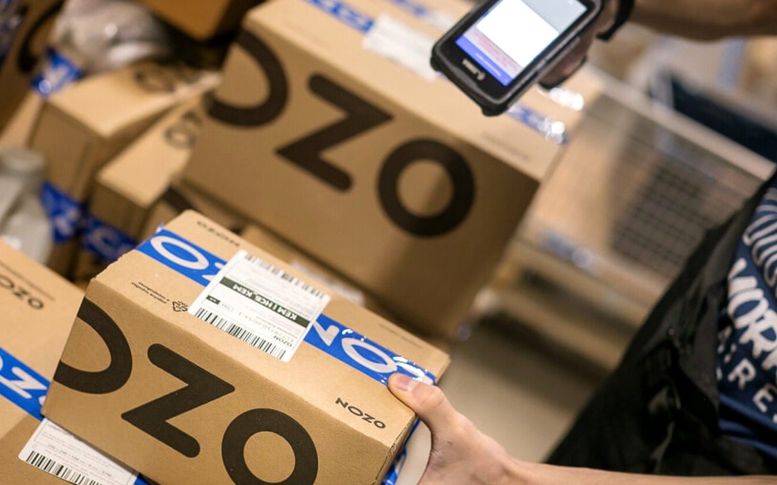 Сбой мобильного интернета в Москве: потери e-commerce и логистики
