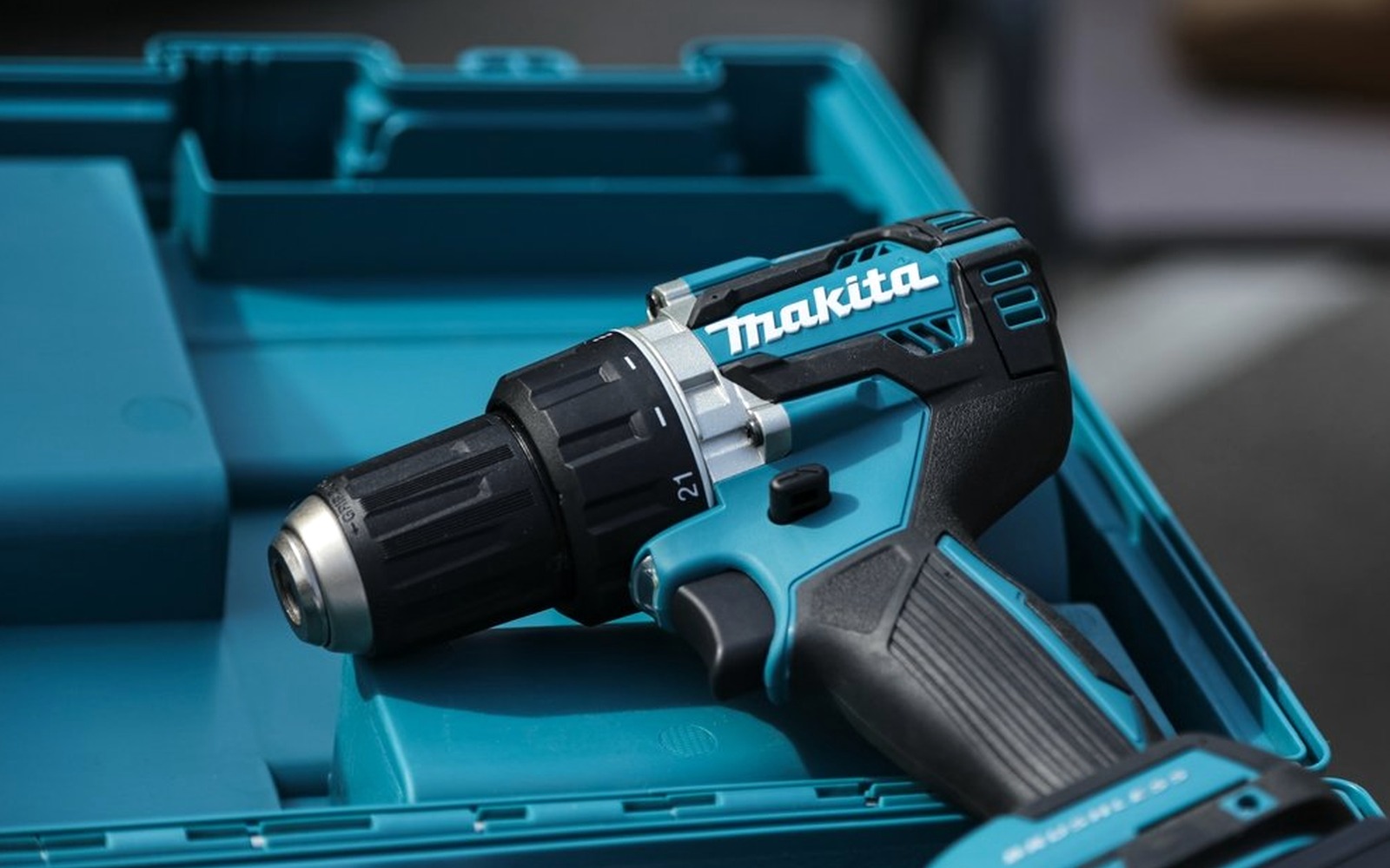 Суд взыскал 300 млн рублей с продавца Ozon за контрафакт Makita