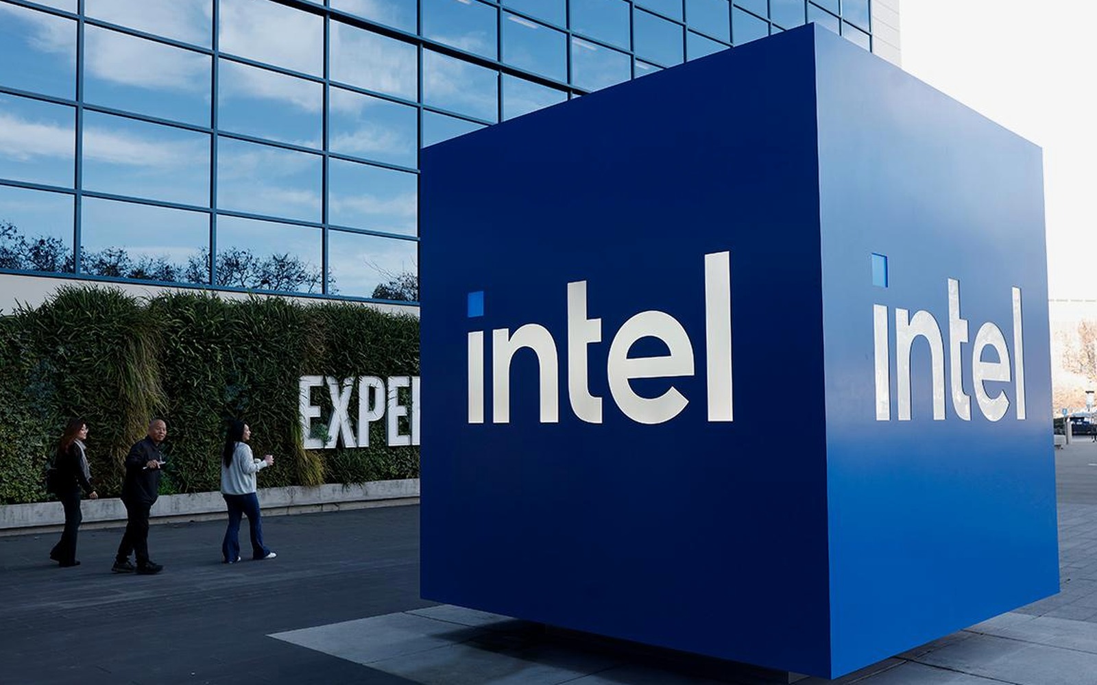 Вывод Intel и Asus из параллельного импорта: оценка рынка